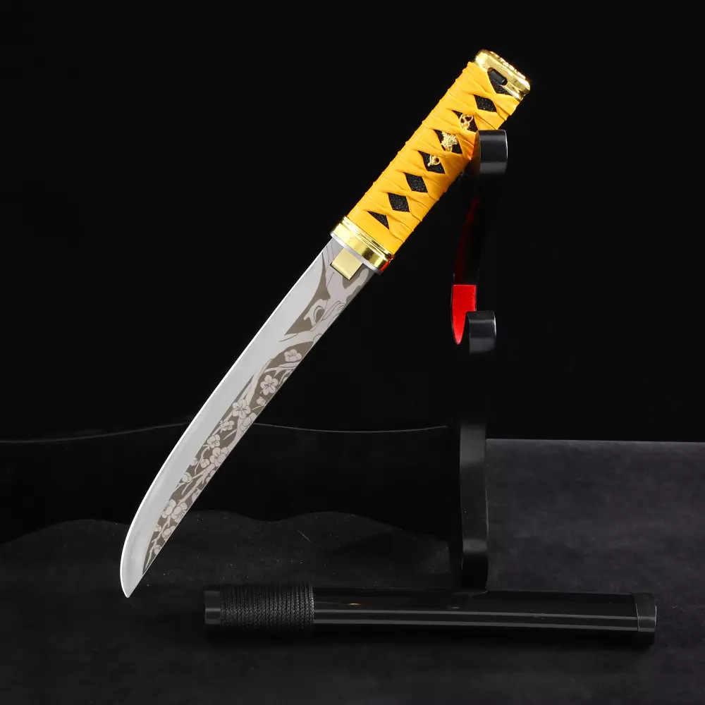 Aikuchi Tanto | Aikuchi Tanto in Chromium Steel with Cherry