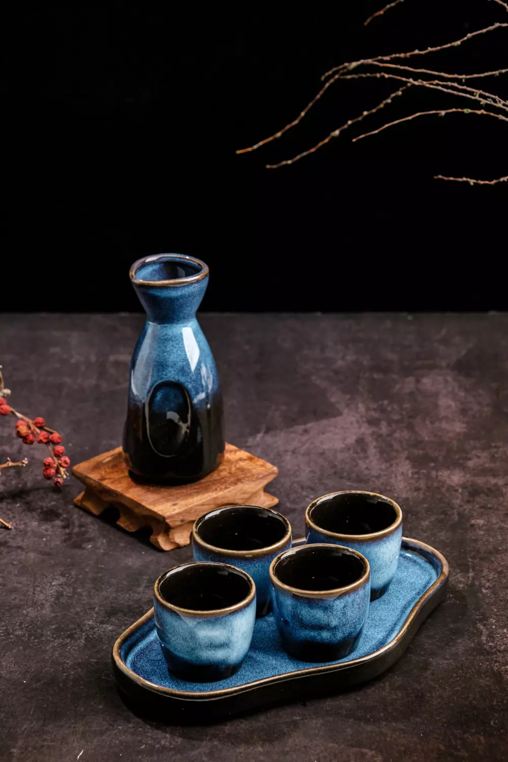 Sake Serving Set  Japanese Ceramic Sake Set, 1 Bottle And 4 Cups With  Ceramic Tray - TrueKatana