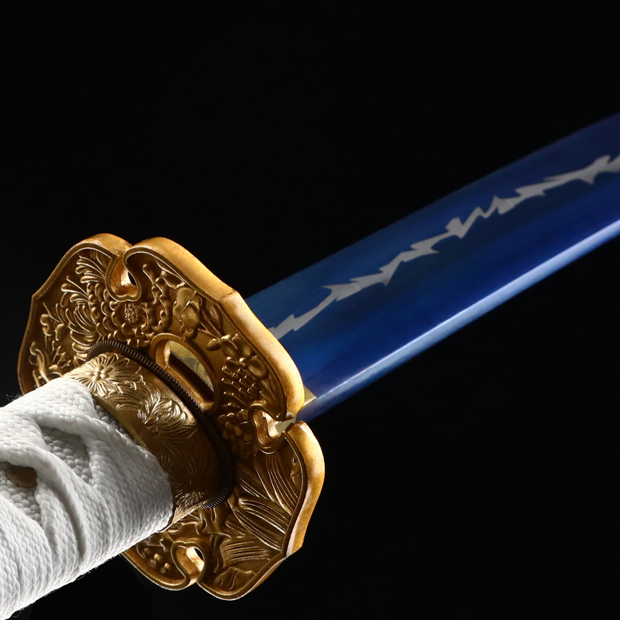  TRUEKATANA Katana japonesa, espada katana japonesa hecha a  mano, acero de alto manganeso con hoja azul : Deportes y Actividades al  Aire Libre