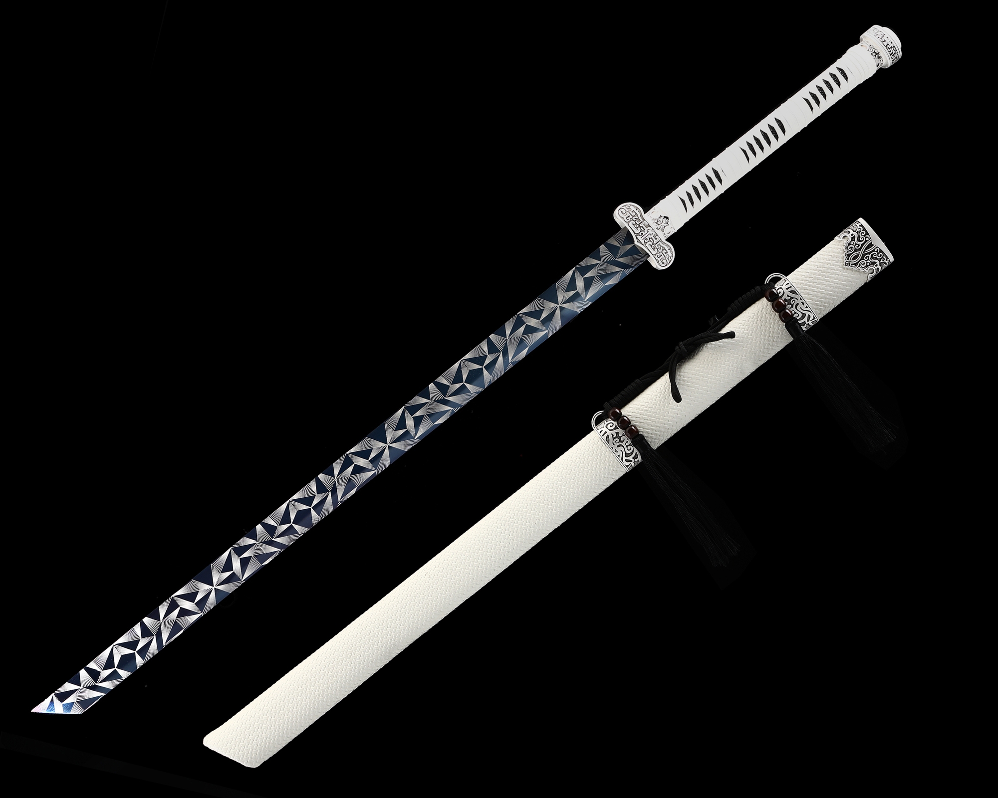 Chinese Dao Sword | Handmade Chinese Dao Sword High Manganese Steel With  Blue Blade And Silver Scabbard - TrueKatana