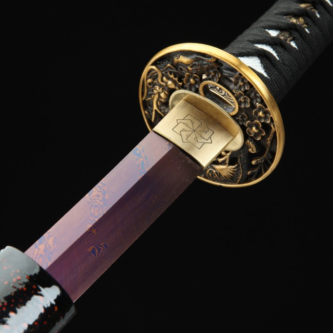  Espada samurái japonesa afilada hecha a mano, Katana real lista  para combate, acero plegado de Damasco, hoja completa de acero de alto  carbono T1095 (hoja azul, flores Tsuba Katana) : Deportes