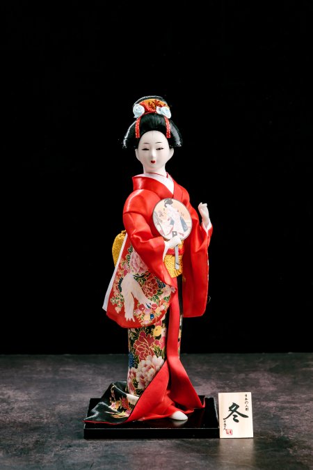 Japanese Geisha Figurine Doll With Fan In Red Kimono