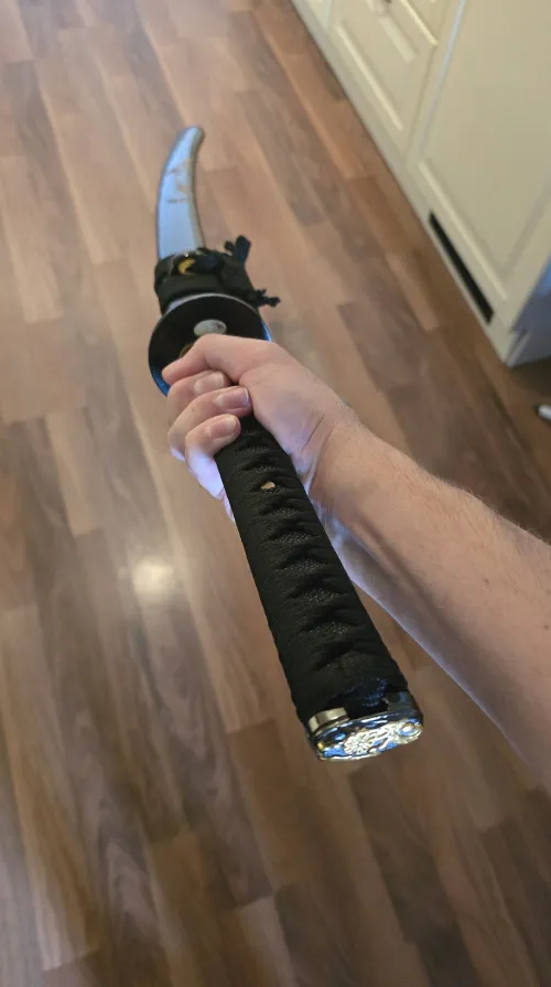 Black Katana - T10 Carbon Steel Clay Tempered Katana with Engraved Saya and Orchid Alloy Tsuba