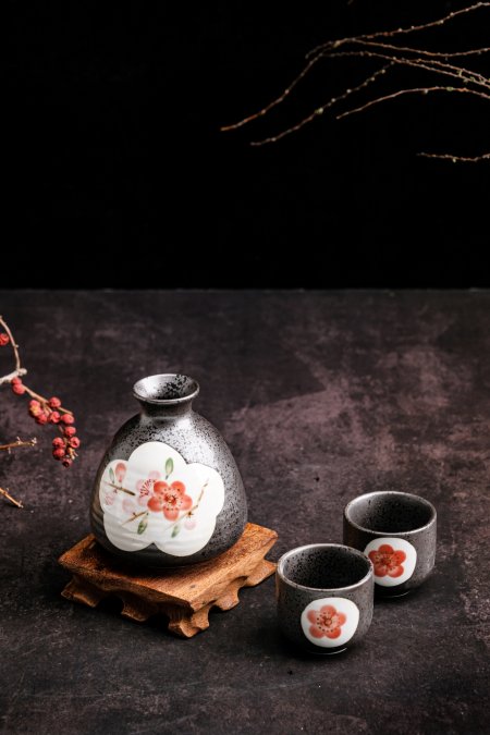 Japanese Sake Set With 1 Sake Carafe Bottle And 2 Sake Cups