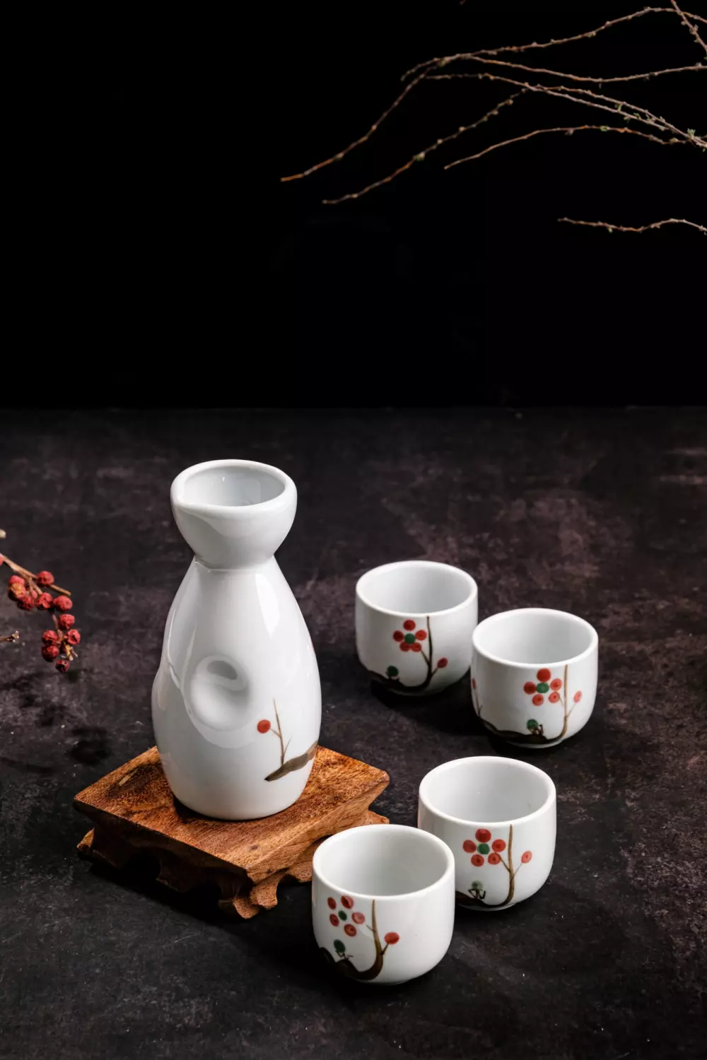 Traditional Sake Set  Japanese Sake Set With 1 Sake Carafe Bottle And 4  Sake Cups - TrueKatana