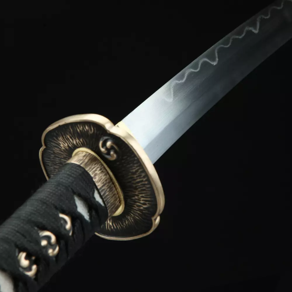 Damascus Wakizashi  High-performance Pattern Steel Sharpening