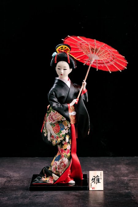 Japanese Geisha Kimono Doll Desktop Decor