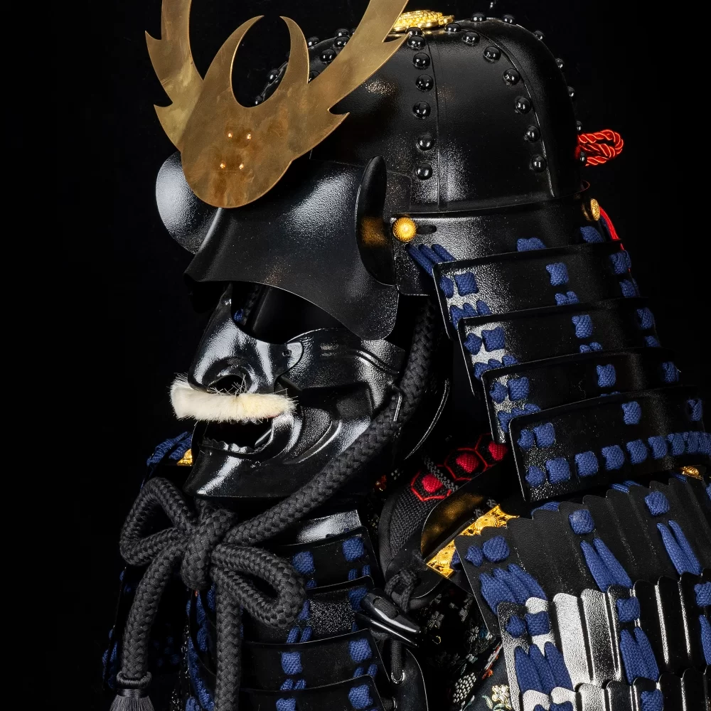 L036 DOU-GEN Classic Suit of Samurai Armor Life-Size