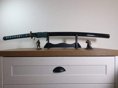 T10 Folded Clay Tempered Katana with Teal Ito Wrap and Green Sparkle Saya - Snake Tsuba Full Tang Sword