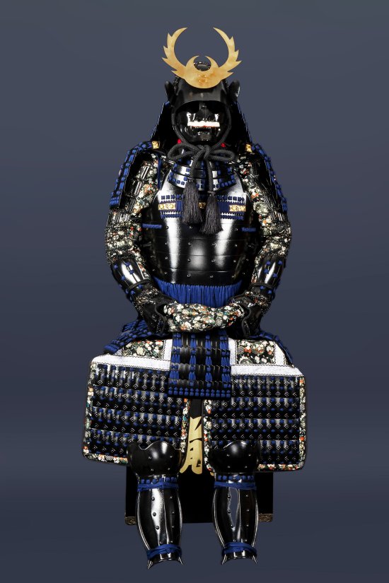 Handmade Tokugawa Clan Black And Blue Japanese Samurai Armor, Life Size Yoroi