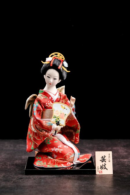 Japanese Lovely Geisha Doll Desktop Decor