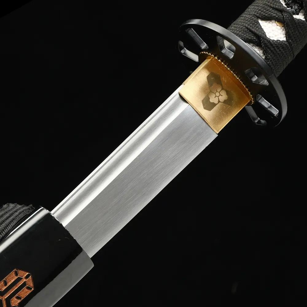 1065 Carbon Steel Katana with Black Piano Lacquer Saya - Dragon