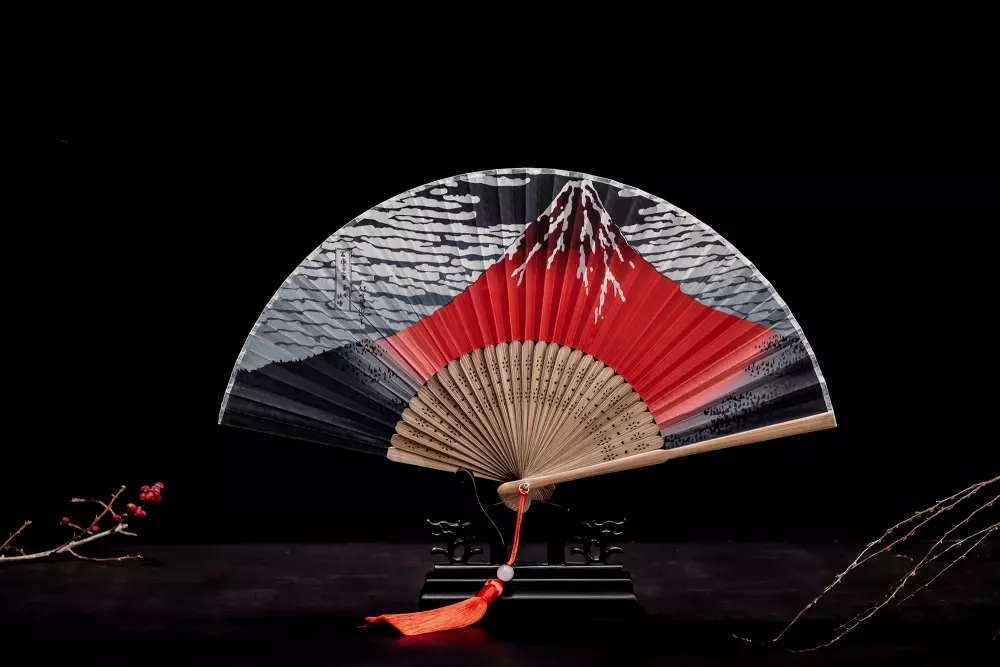 Traditional crafts in Japan: folding fans