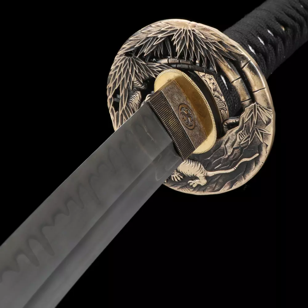 Wakizashi | T10 Carbon Steel Wakizashi with Phoenix Tsuba in Black