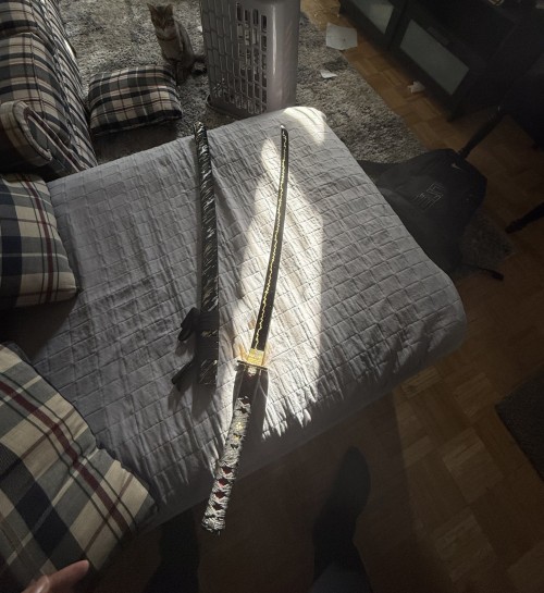 1095 Carbon Steel Katana with Black Blade and Gold Lightning Hamon in Marble Hardwood Saya