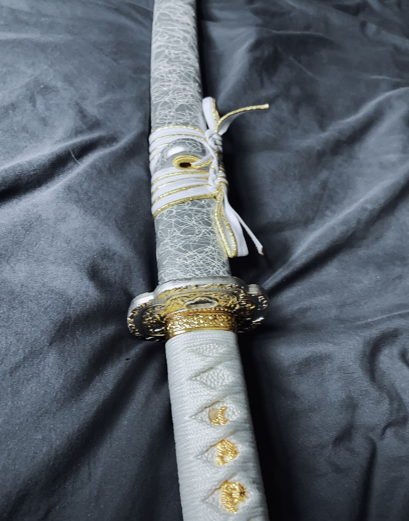 Folded Damascus Steel Katana with White Marble Saya and Gold Bamboo Tsuba - Collectible Sword