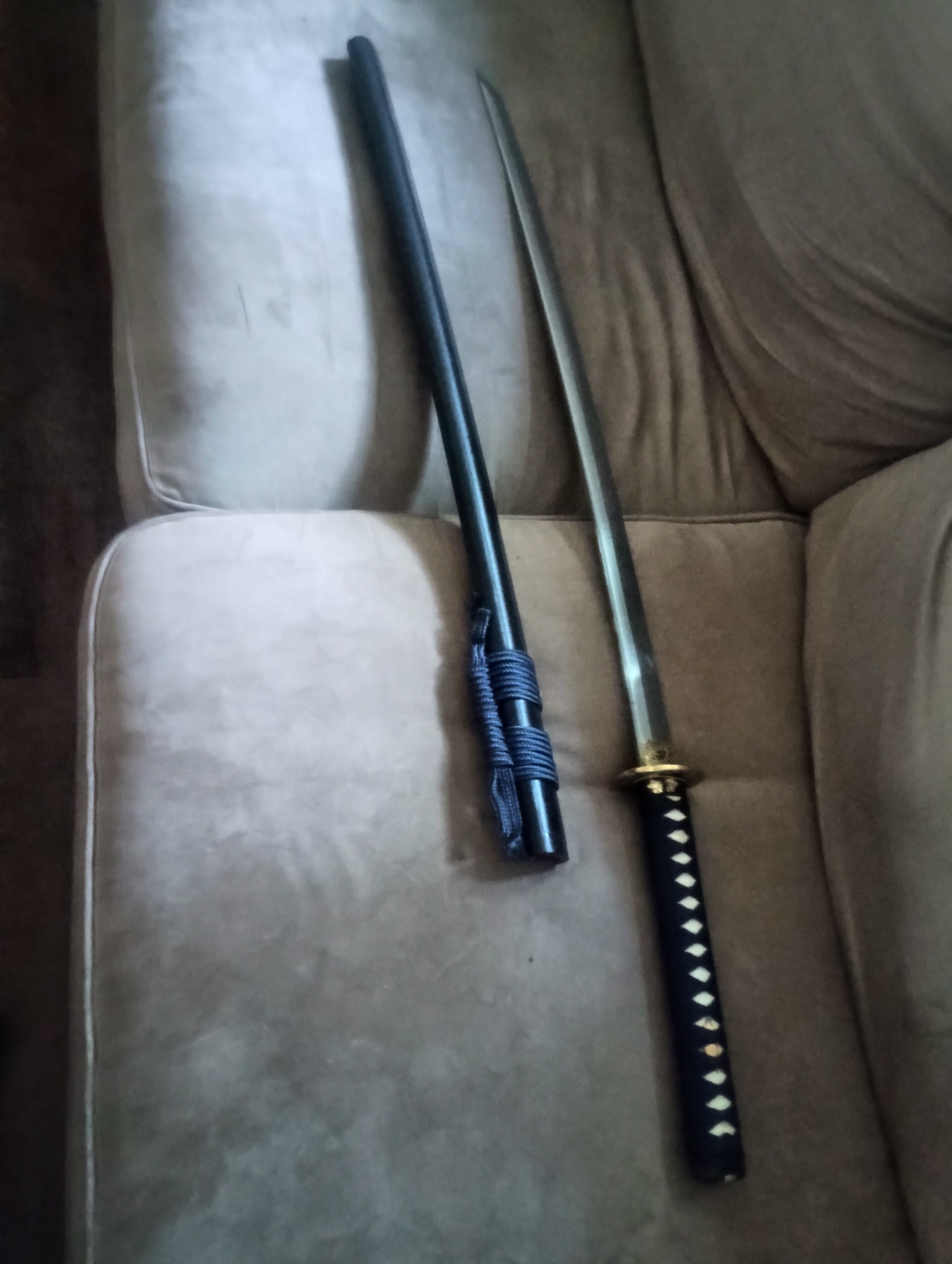 T10 Folded Clay Tempered Katana with Real Hamon in Navy Blue Cord Wrap and Gold Copper Floral Tsuba